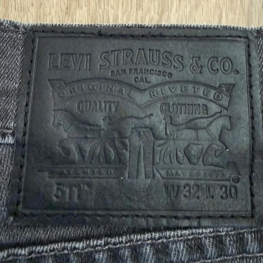 Levis 511 Slim Fit Jeans Mens 32x30 Dark Wash Blue Straight Leg Denim